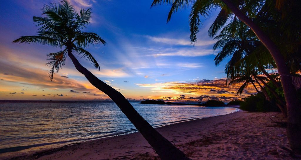 coucher de soleil à la plage
